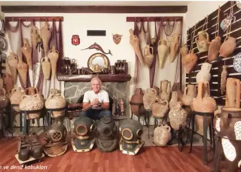 Amforaları Koruyan Korsan