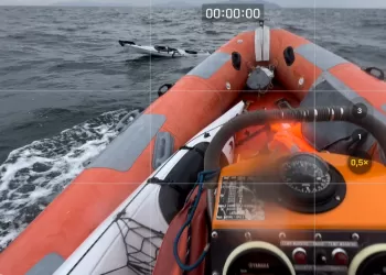 DAK-SAR 2 Kano Sporcusunun Yardımına Koştu