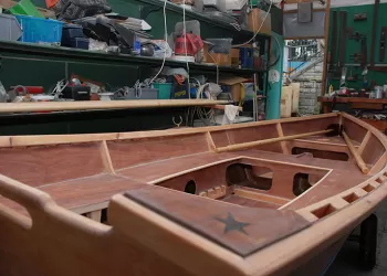 Tekne Yapan Yelkenciler