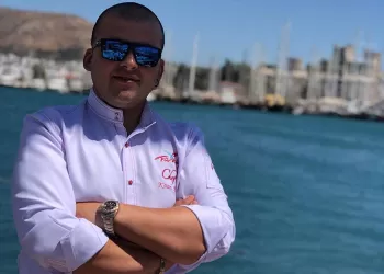 ‘’Yat Şef Aşçı Kaan Kaya’’dan Mavi Turun Tadı