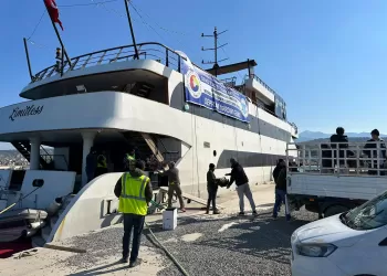 QTerminals Antalya'dan Kalkan Yardım Gemisi İskenderun'a Ulaştı
