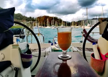 Teknede Yaşayanlar ''Ayben & Atilla Yüksel'' 3. Bölüm