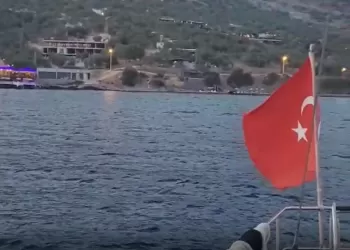 İlhan İrem'in Müziği Eşliğinde Güzel Yurdumdan Güzel Bir Akşam