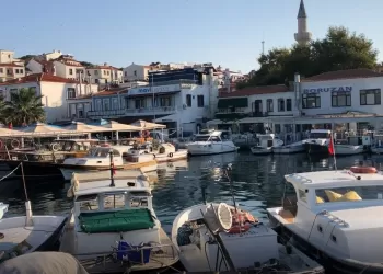 Bozcaada'dan Kareler