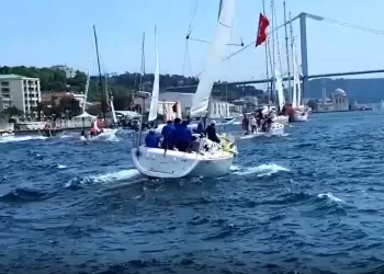 İstanbul Boğazı'nda Yelken Şöleni