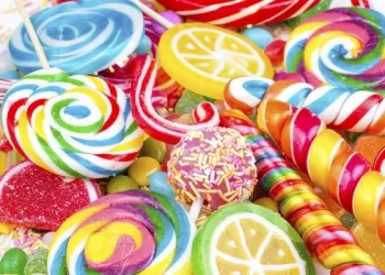 Türk Milletinin Ramazan Bayramı'nı Kutluyoruz