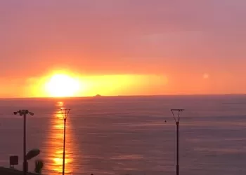 Yağmurun Sesine Bak, Aşka Davet Ediyor