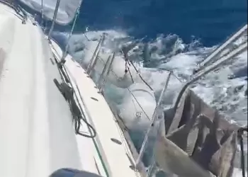 Yelkenlisi de Büyük, Yelken Aşkı da Büyük