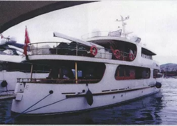 M/Y ETOILE