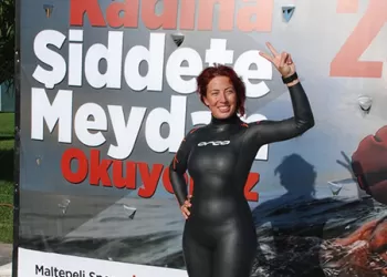 Küçükyalı Limanında bir Denizkızı