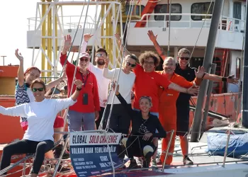 Küçükyalı Limanında Bir Ocean Racer