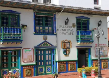 Renkli Bir Latin Amerika Ülkesi ''Kolombiya''