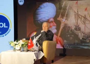 Çaka Bey’den Günümüze Türk Denizciliği: İlber Ortaylı ile Söyleşi