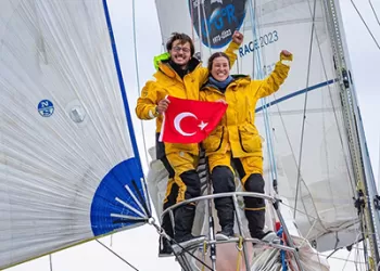 Ezgim Mıstıkoğlu ve Derin Deniz Bınaroğlu Ocean Globe Race’de Turu Tamamladılar