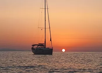 Denizin Derinliklerinden Cenova'ya