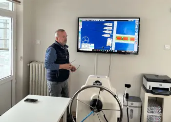 Türkiye'nin İlk Simülatörlü Yat Eğitim Merkezi Kalamış'ta Açıldı