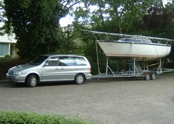 Güzel İzmir’de doğdum, güzel İzmir’de büyüdüm ben… Denizin kadını olmamam mümkün mü?