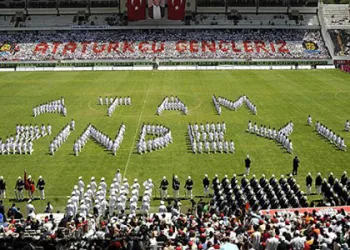 Mustafa Kemal İle 19 Mayıs 1919 Tarihine Giderken