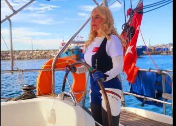 Doğa, İnsan ve Gelecek Arasında: Melike Esra Karayel ile Mavi Yolculuk