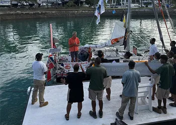 Trakke yelkenlisi Fiji'ye Ulaştı