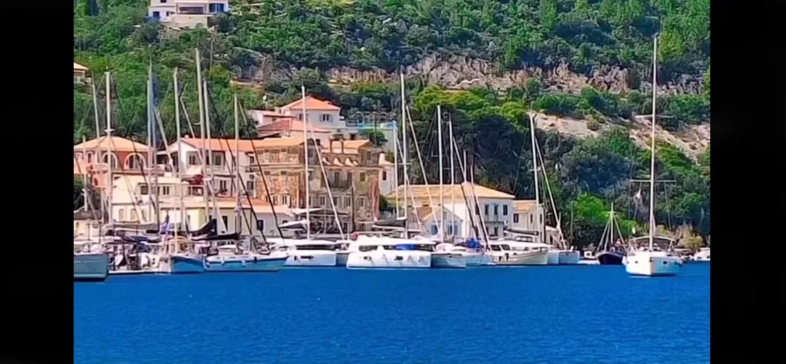 Mayıs Kokulu İyon Denizi Seyri