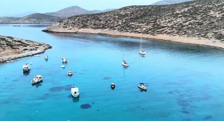 Koufonisia’nın Kalbinde Üç Kişilik Bir Kutlama
