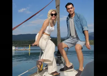 Bizim Hikayemiz Dokuz Yaşında Başladı