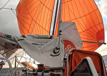 Coco's Keeling Adası'na 1000 Mil Kaldı