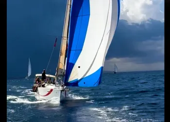 Deniz Kadını Taşır, Sömürüyü Kıyıda Bırakır