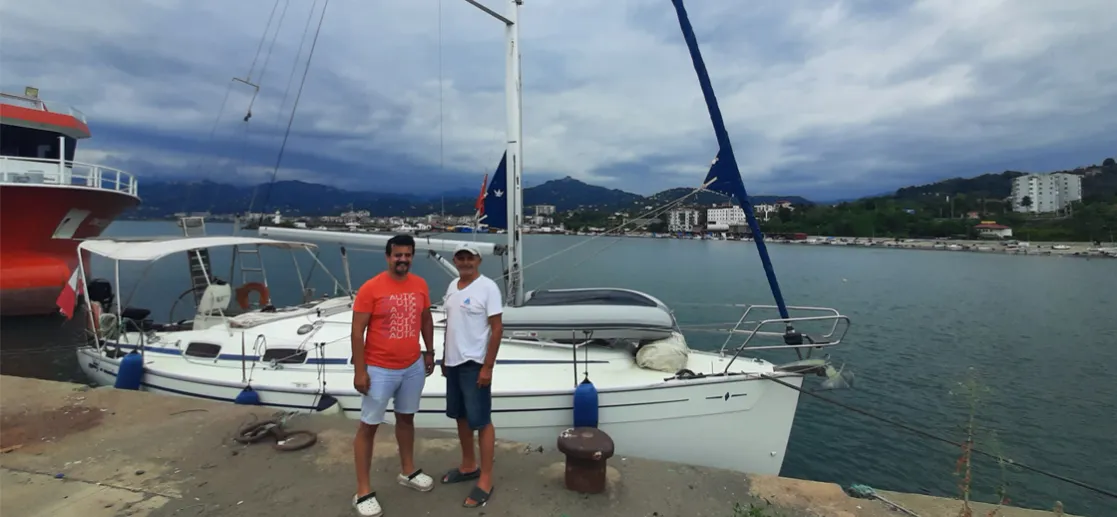 Pusula ve Rüzgar Arasında