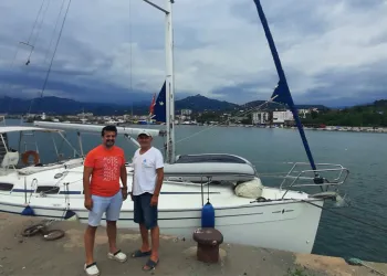 Pusula ve Rüzgar Arasında