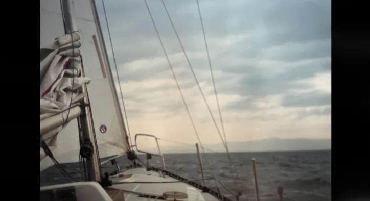 Dar Alanda Geniş Ruhlar: Denizlerde Kıtlığın ve Yalnızlığın Psikolojisi