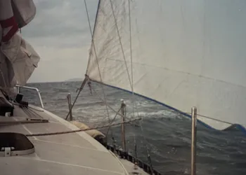 Broad Souls in Narrow Spaces: The Psychology of Scarcity and Solitude at Sea