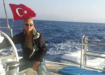 Karayipler’de Türk Bir Kaptan