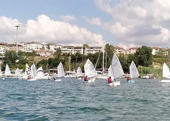 Kocaeli’nde 30 Ağustos Zafer Bayramı Coşkusu Yelkenlerle Yaşandı
